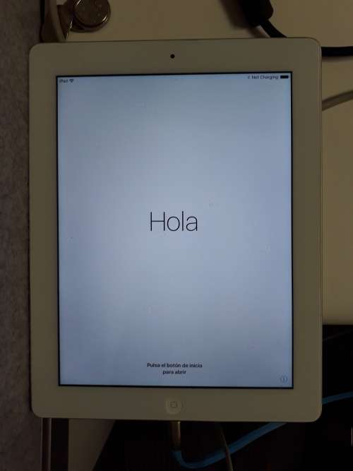 Apple iPad - 9.7inch - 4th Generation - 32GB GIVE-AWAY!!!!